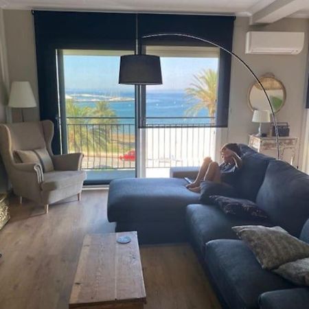Primera Linea De Mar Y Playa 罗萨斯 外观 照片
