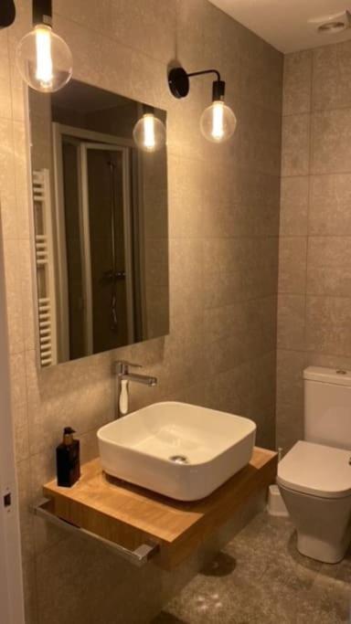 Primera Linea De Mar Y Playa 罗萨斯 外观 照片